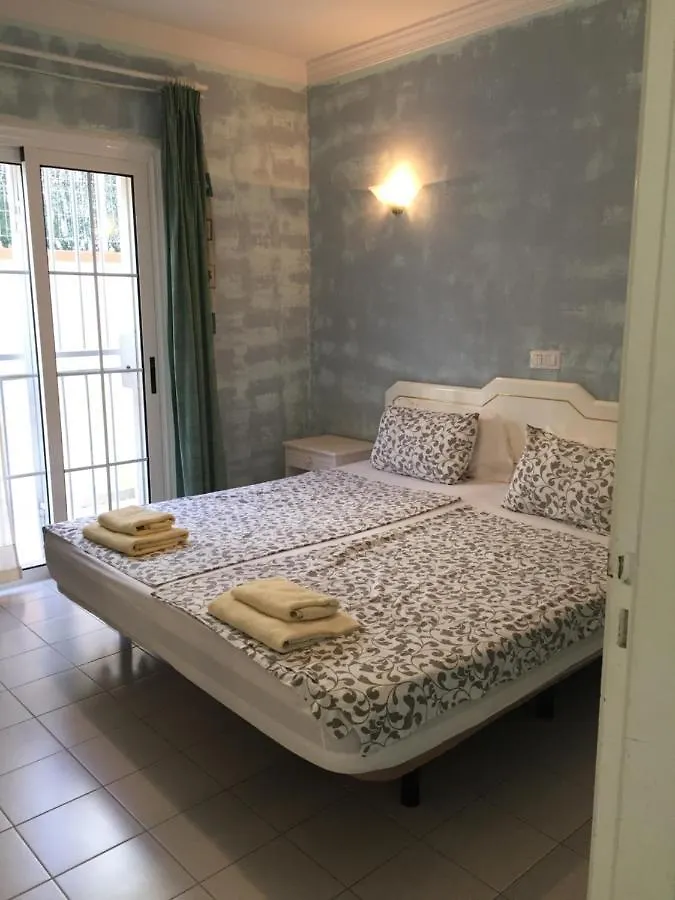Apart-hotel Apartament Yucca Fanabe Costa Adeje  Espanha